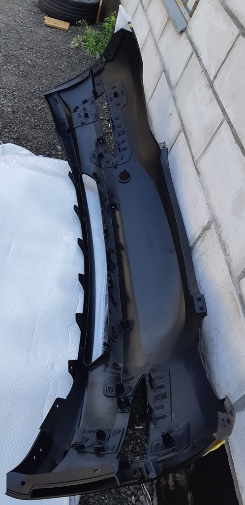 1 フロントバンパー 新品非純正 Tesla モデル 3 1084168-S0-E